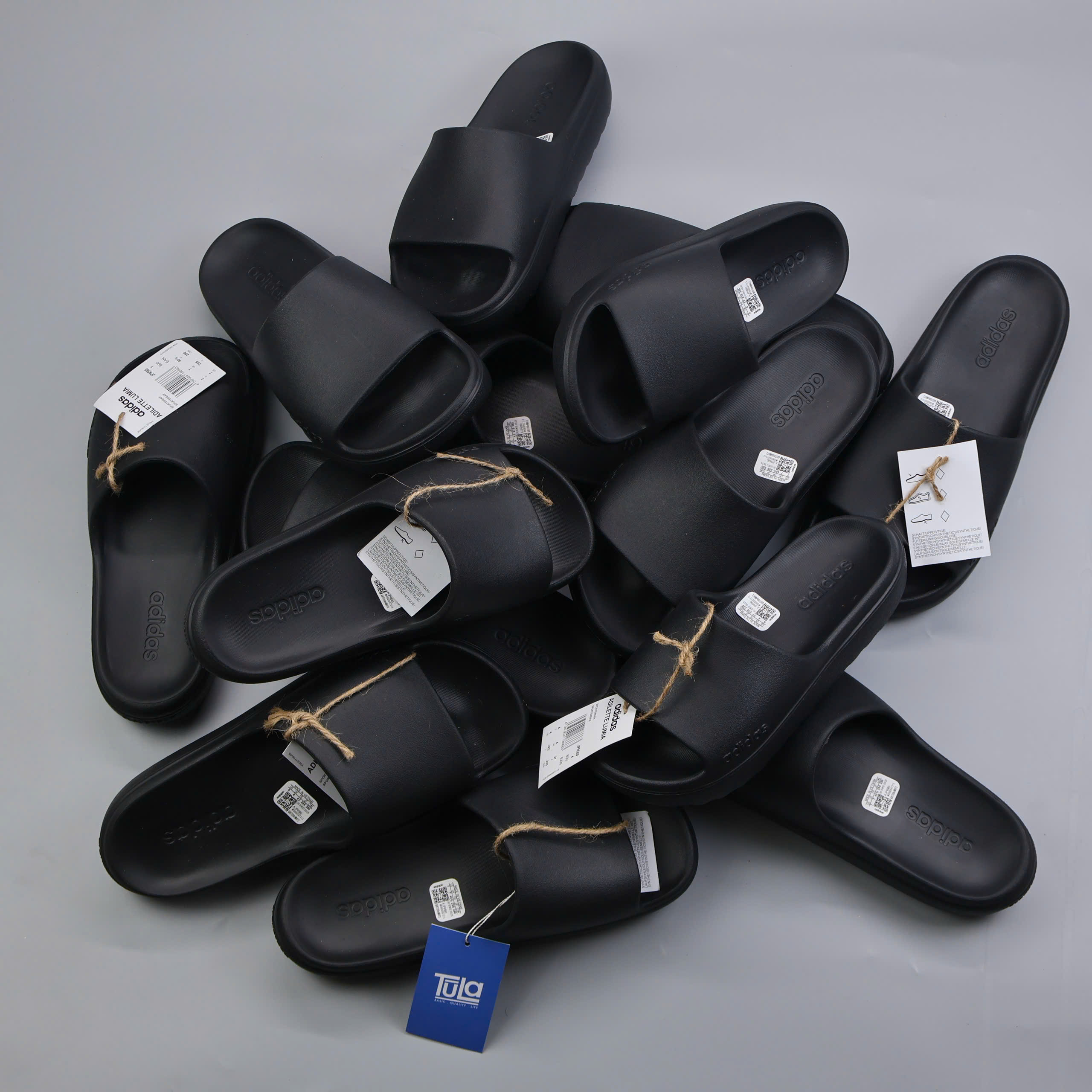 DÉP ĐÚC LIỀN KHỐI  ILUMA " ADIDAS "