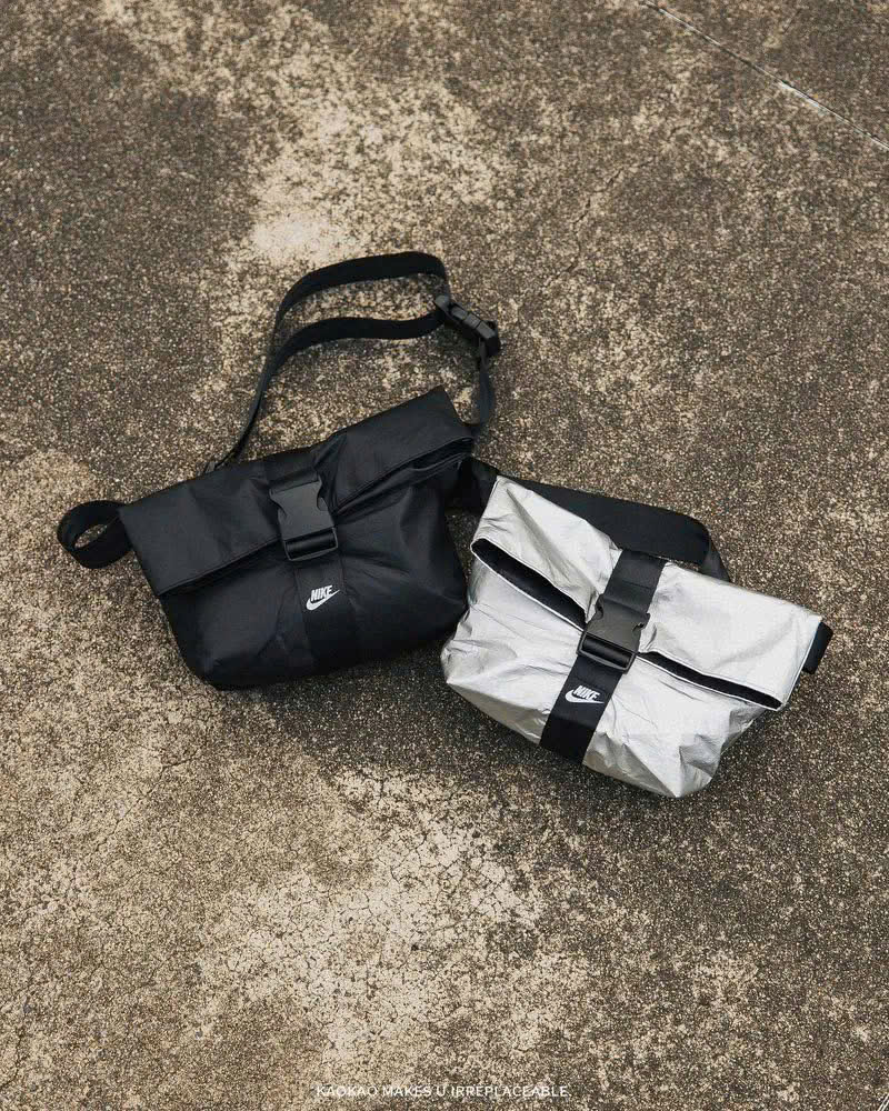 Túi " Nike " poly thể thao chống nước