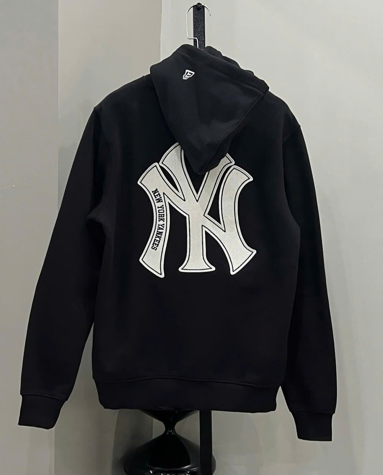 HOODIE " NEW ERA "